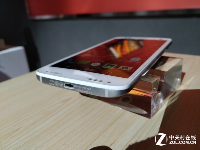 選擇決定實力 Moto X 極現(xiàn)場真機實拍