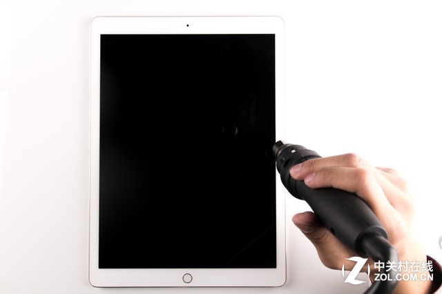 苛求對(duì)稱之美 iPad Pro拆解百圖賞析