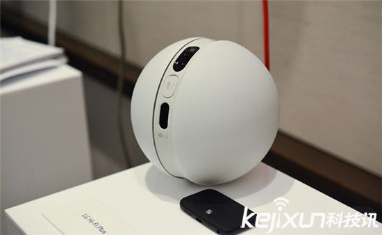 MWC2016智能家居看點(diǎn)：LG 翻滾機(jī)器人萌死人