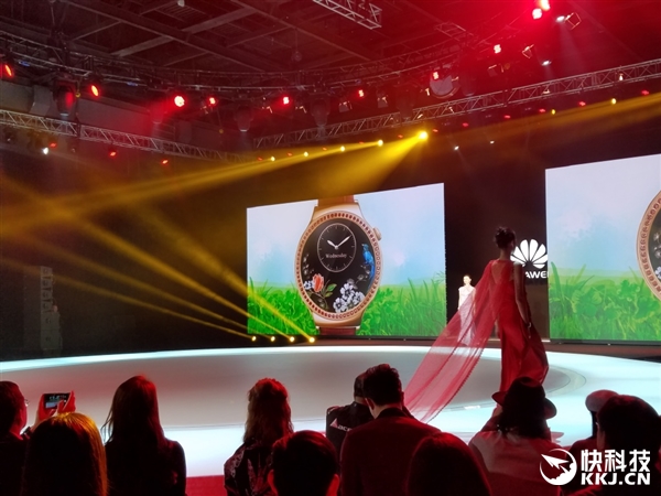 4888元！HUAWEI WATCH星月系列發布：施華洛世奇寶石