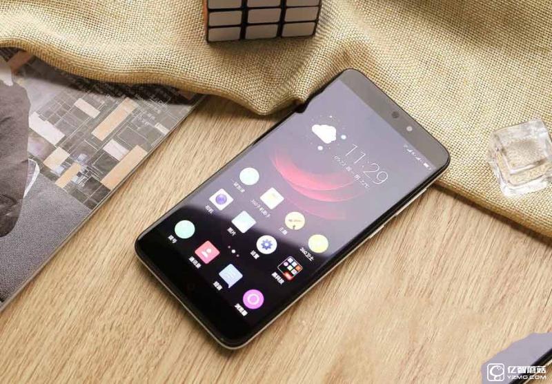 體驗(yàn)為王 360手機(jī)N4評(píng)測(cè)：對(duì)比<a href=/tags/87-0.html target=_blank class=infotextkey>魅藍(lán)</a>Note3/樂2誰(shuí)更具吸引力？