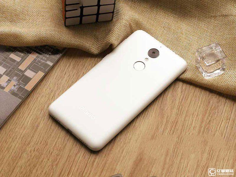 體驗(yàn)為王 360手機(jī)N4評(píng)測(cè)：對(duì)比魅藍(lán)Note3/樂2誰(shuí)更具吸引力？