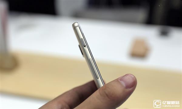 2499元買嗎？一加3上手體驗(yàn)：強(qiáng)的不止6GB內(nèi)存