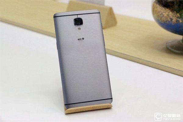 一加手機3和OPPO R9哪個好看？外觀對比