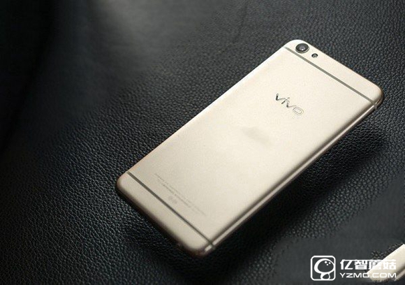 榮耀8和vivo X7哪個(gè)好看 外觀對(duì)比