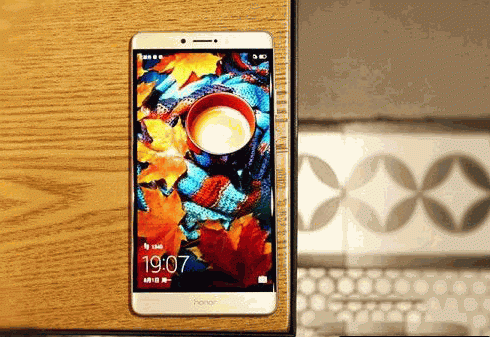 榮耀Note 8怎么裝卡？需要剪卡嗎？