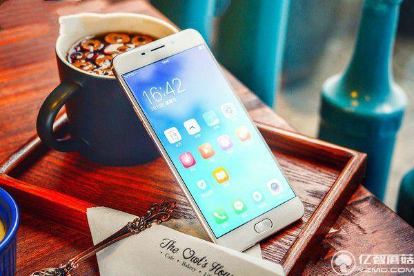 OPPO R9和vivo x7有什么區(qū)別 哪個更值得買？