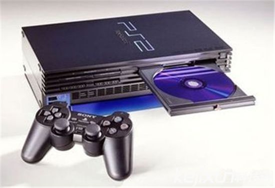 索尼PS4即將停產 下月發布兩款全新PS4