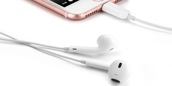 iPhone7/Plus耳機物理按鍵失靈，官方稱即將修復