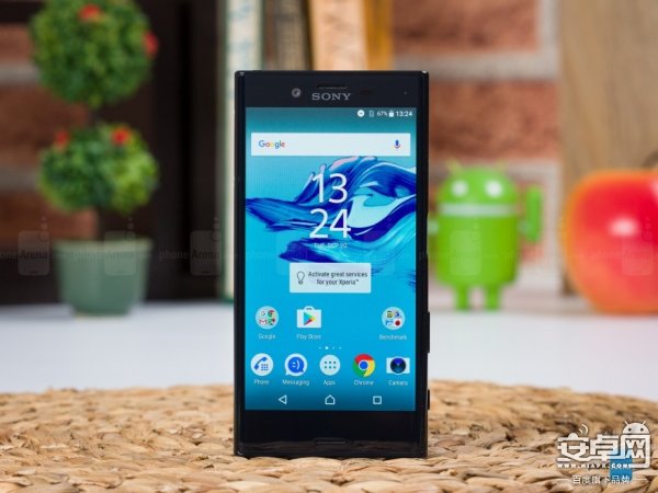 Compact 依舊？Xperia X Compact 評測