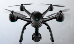 這Evolve無人機遙控器   雙屏遙控可以玩空戰(zhàn)