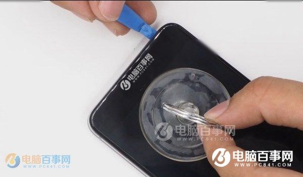 榮耀V9后蓋怎么打開(kāi)？榮耀V9后蓋拆解圖文教程