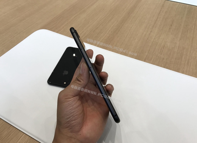 iPhone8和iPhone7哪個好 iPhone8和7區(qū)別對比