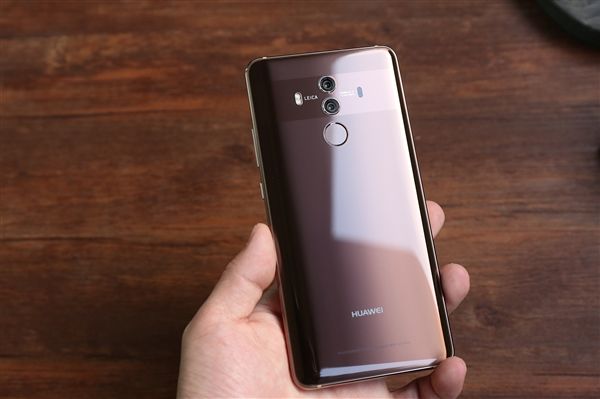 華為年度全面屏旗艦！Mate 10 Pro上手：4899元