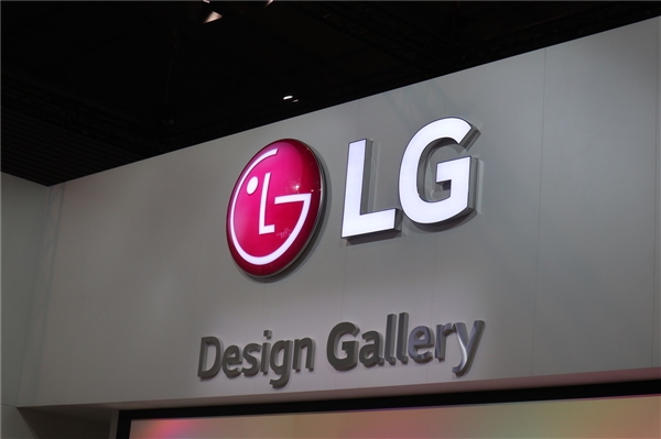 90%+占比劉海屏！LG G7官方渲染圖曝光：驍龍845水桶機(jī)