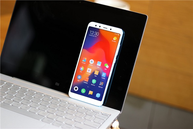 小米6X和小米8 SE哪個好？小米8 SE和6X區別對比