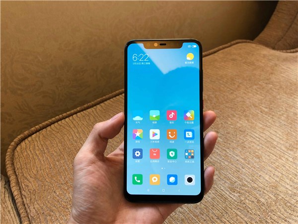 小米8和vivo NEX哪個(gè)好？vivo NEX對(duì)比小米8透明探索版區(qū)別