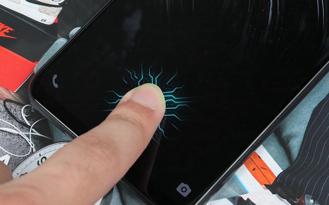 小米8和vivo NEX哪個好？vivo NEX對比小米8透明探索版區別