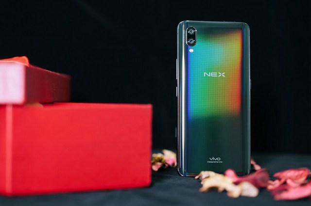 vivo NEX圖賞 最接近100%全面屏手機(jī)