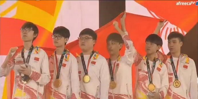 《英雄聯(lián)盟》中國隊亞運(yùn)會奪冠，CCTV5特別夸獎Uzi