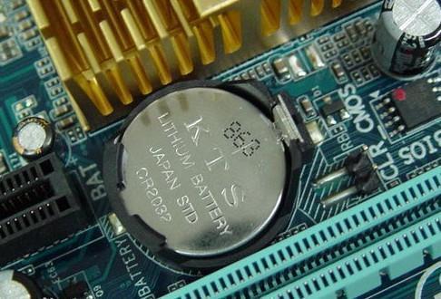 電腦主板電池怎么放電？常用的電腦主板電池放電方法